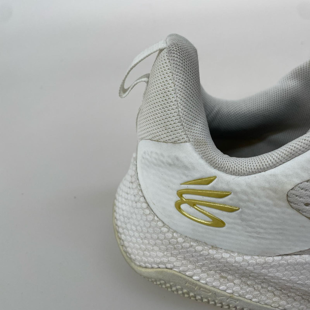 スニーカー UNDER ARMOUR 3026275-101 スニーカー 28.5cm 28.5cm (US10 1/2 UK10 EU47) ホワイト