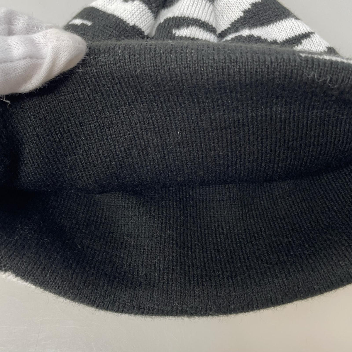 ハット 22AW Box Logo Beanie Zebra