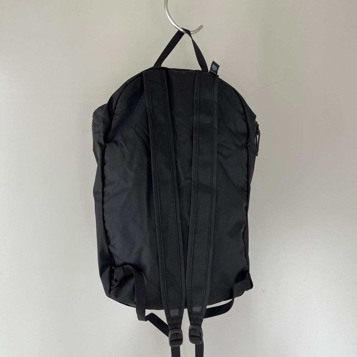 リュック・デイパック HELIAD 15 BACKPACK ブラック ブラック