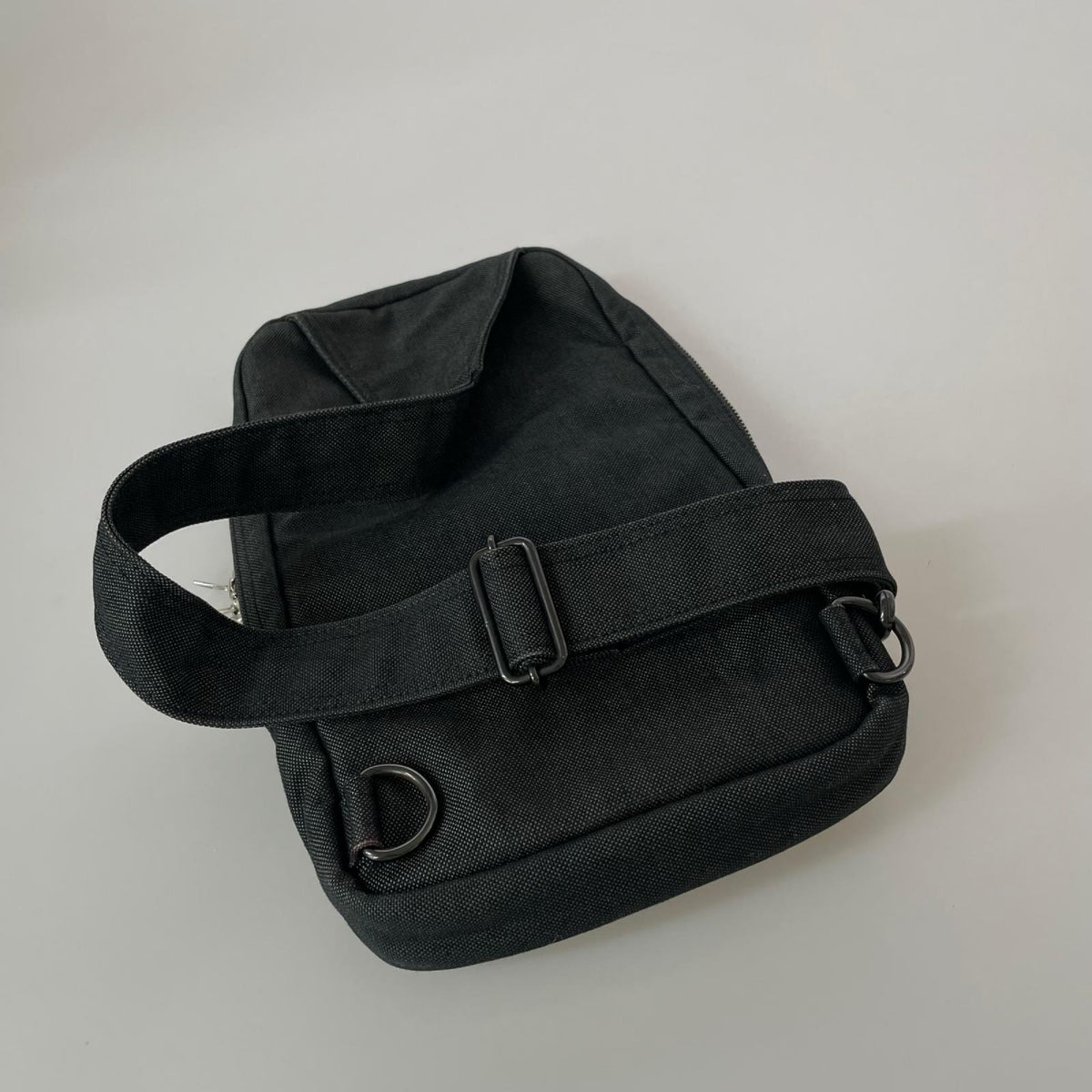 ボディバッグ SMOKY ショルダーバッグ ブラック