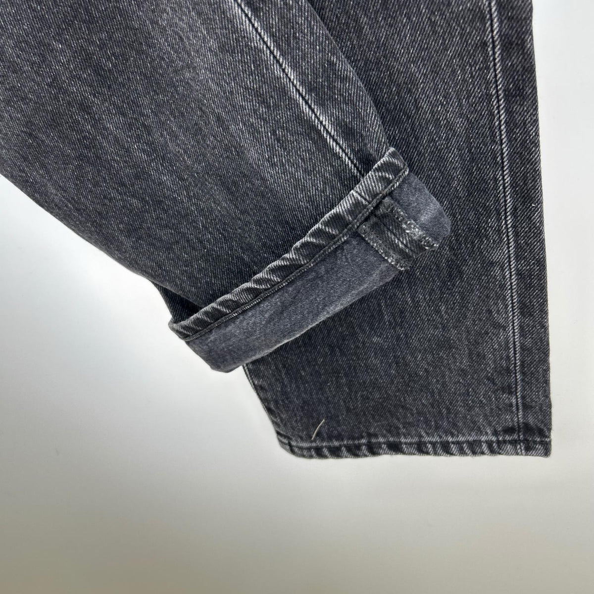 デニムパンツ Stone Washed Black Slim Jean 30 ブラック