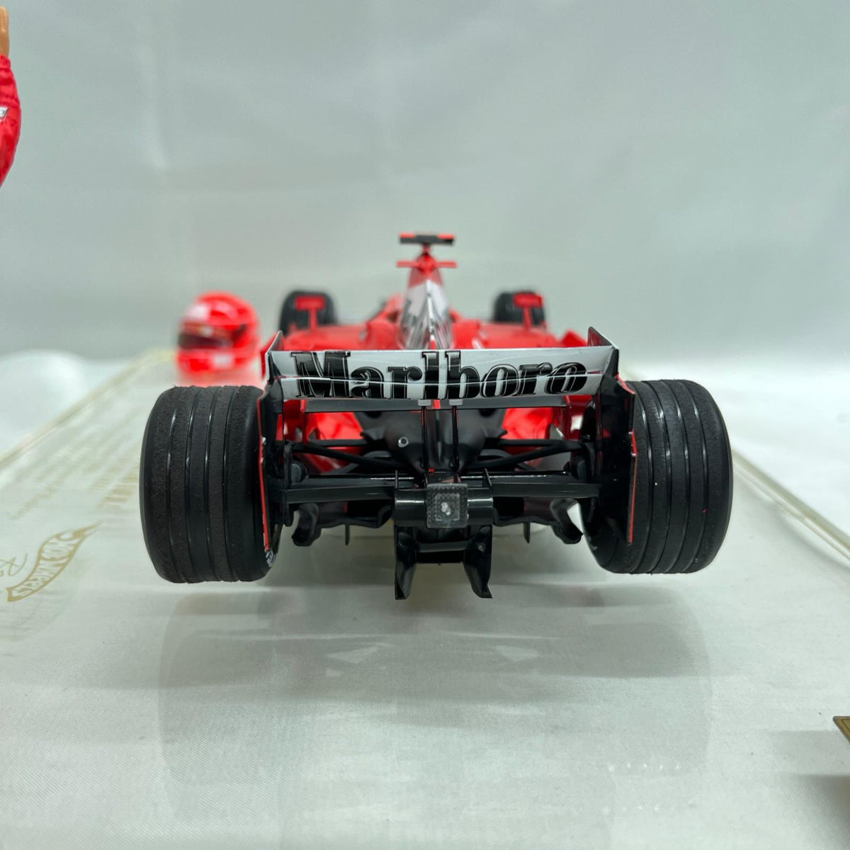 フェラーリ 1/18 248 F1 Hot Wheels スケールカー