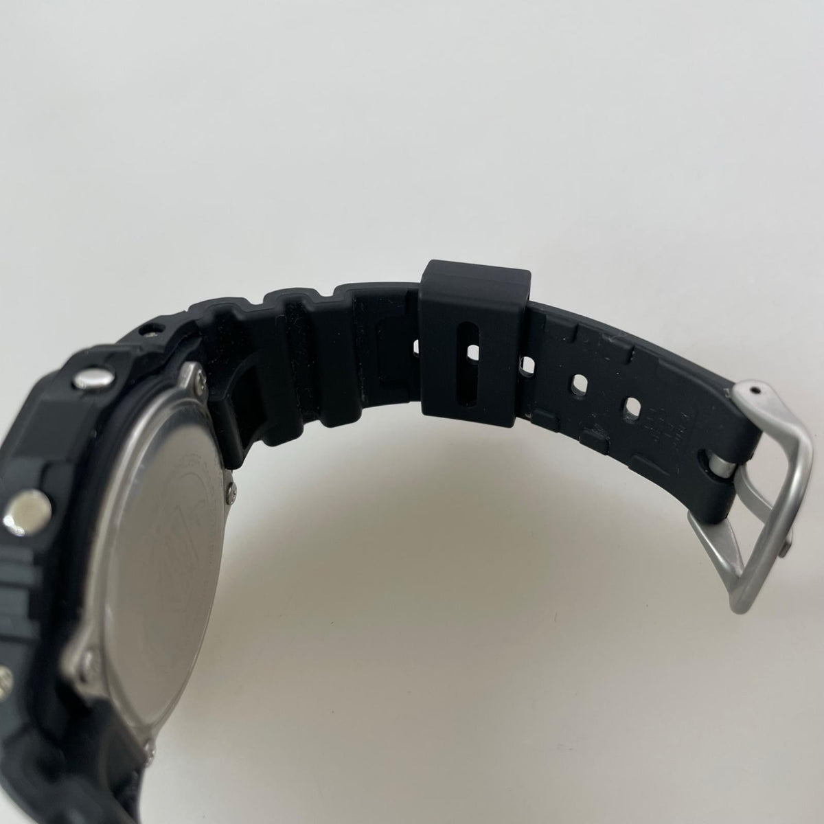 腕時計 CASIO G-SHOCK DW-5600UBB デジタル時計 ブラック