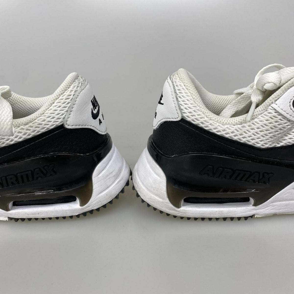 スニーカー DM9537-103 白 27cm (US9 UK8 1/2 EU44)