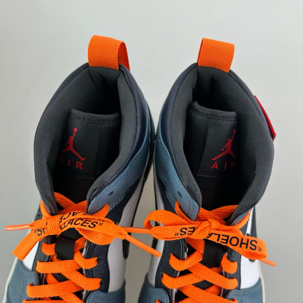 スニーカー AIR JORDAN 1 MID SE FRLS APLA CU2802-100 28cm (US10 UK9 1/2 EU46) グレー