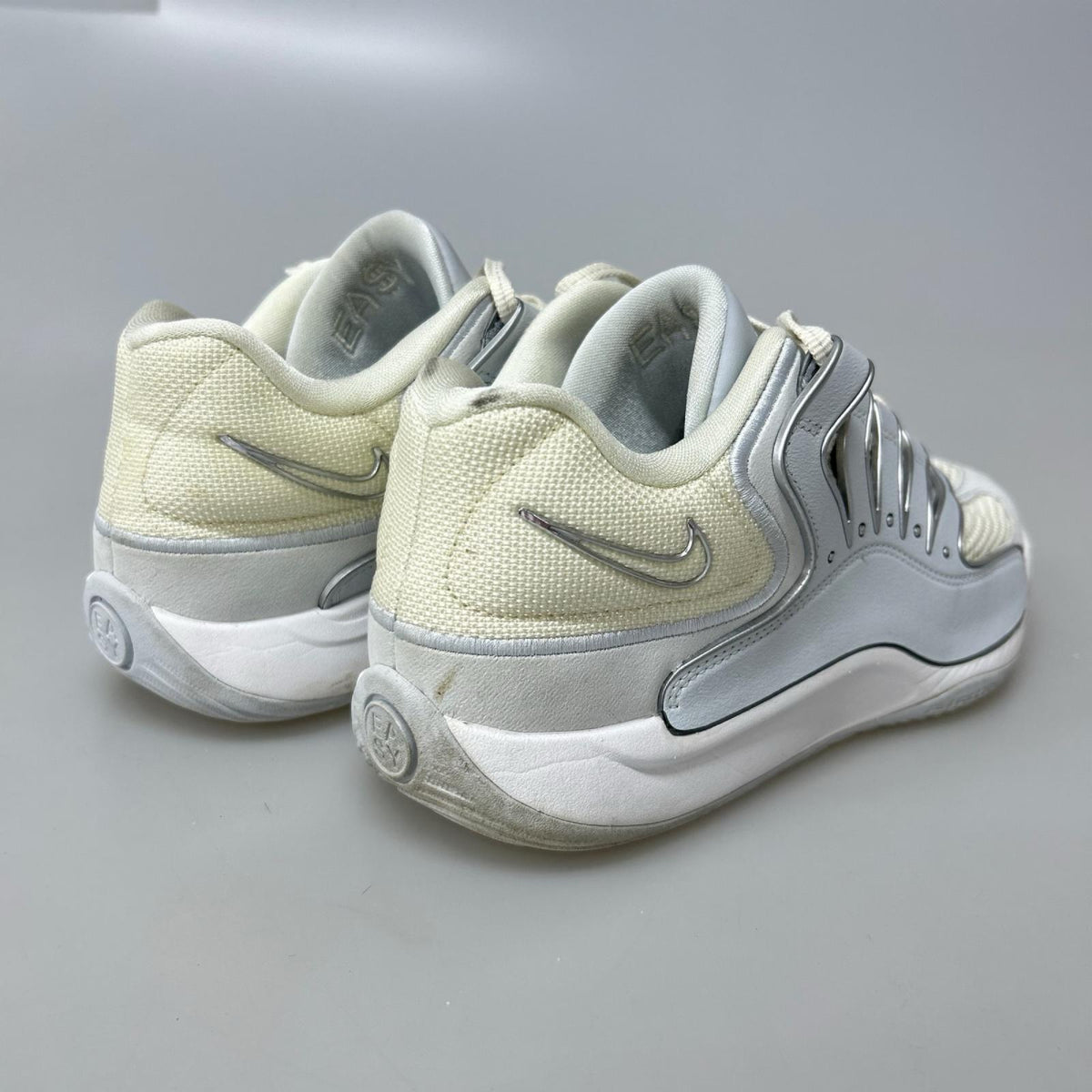 シューズ KD18 "Soft Pearl" 27.5cm 27.5cm (US9 1/2 UK9 EU45)