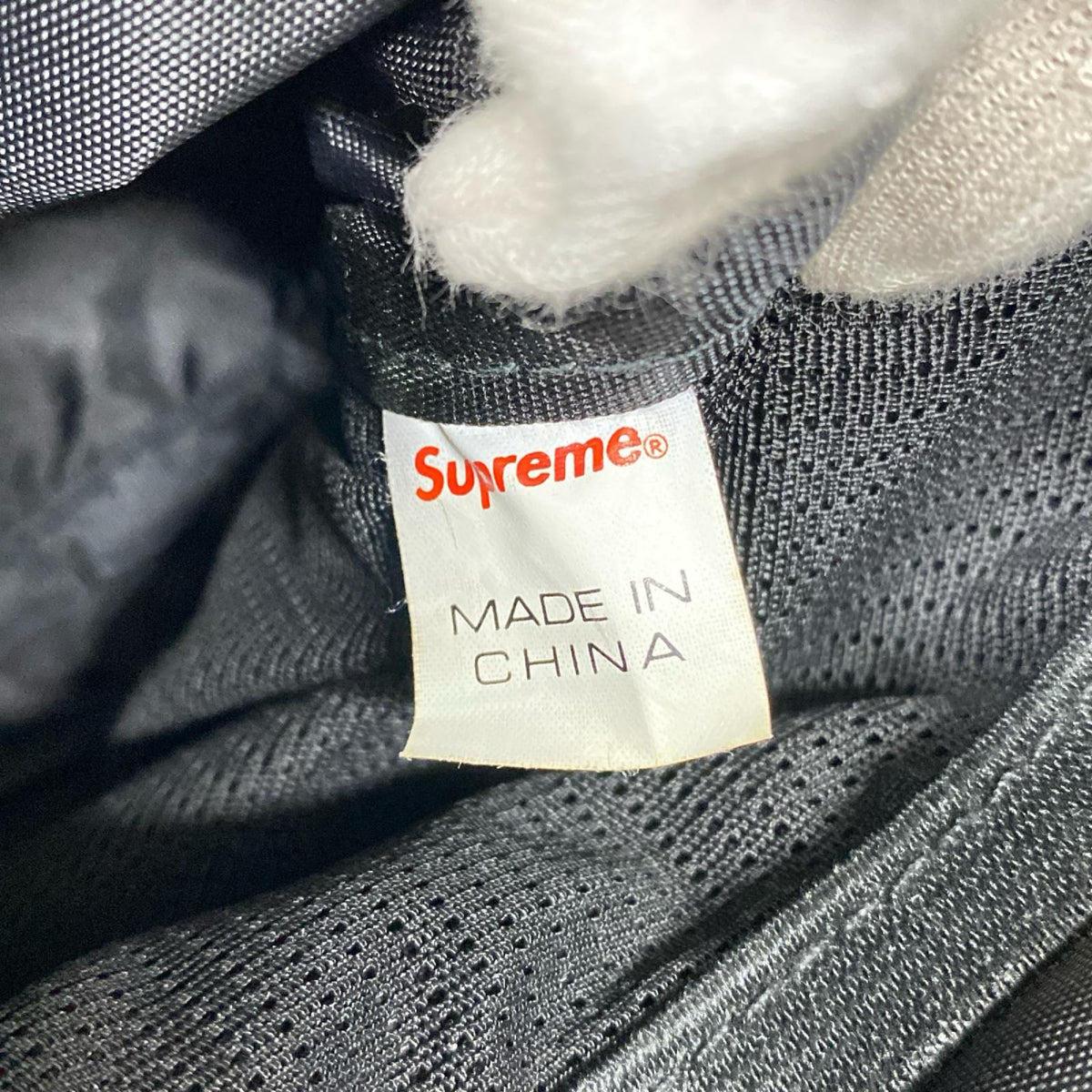 ショルダーバッグ 18ss SHOULDER BAG BOX LOGO 黒 ブラック
