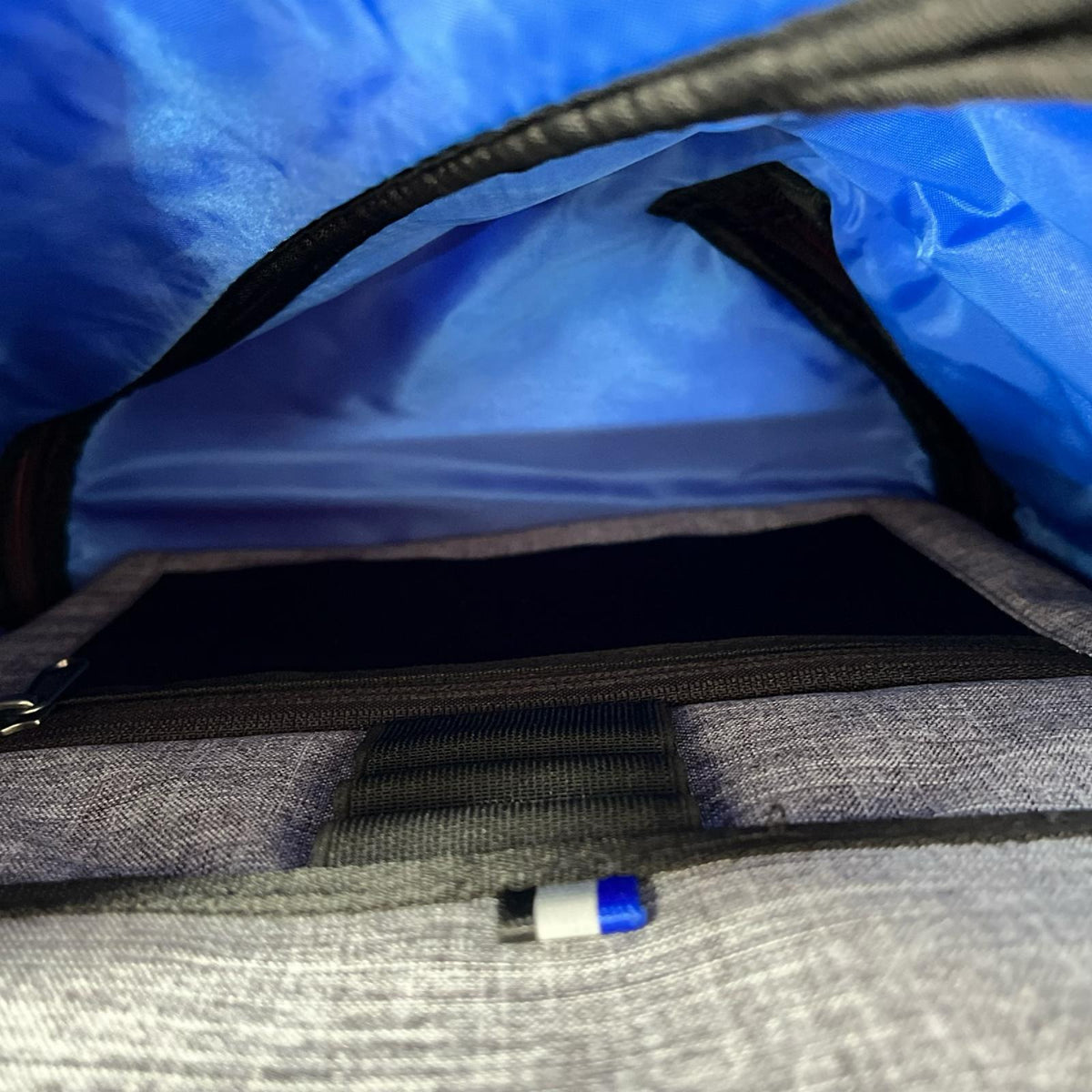 リュック・デイパック niid unparalleled グレー
