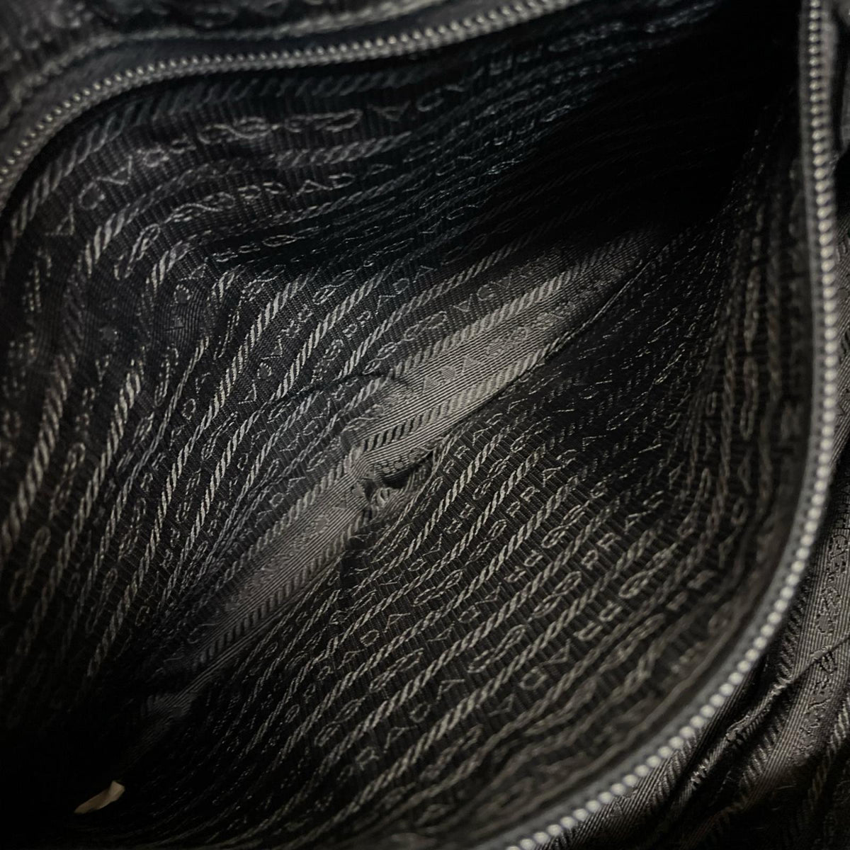 PRADA ナイロン トート ショルダーバッグ