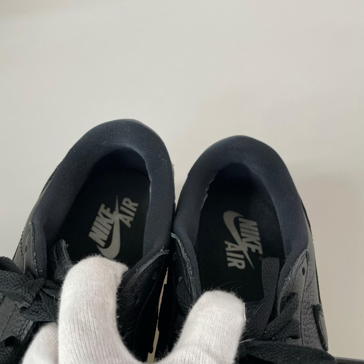 スニーカー HF3184-001 Women's AJ1 Brooklyn Low 24cm (US6 UK5 1/2 EU38) ブラック