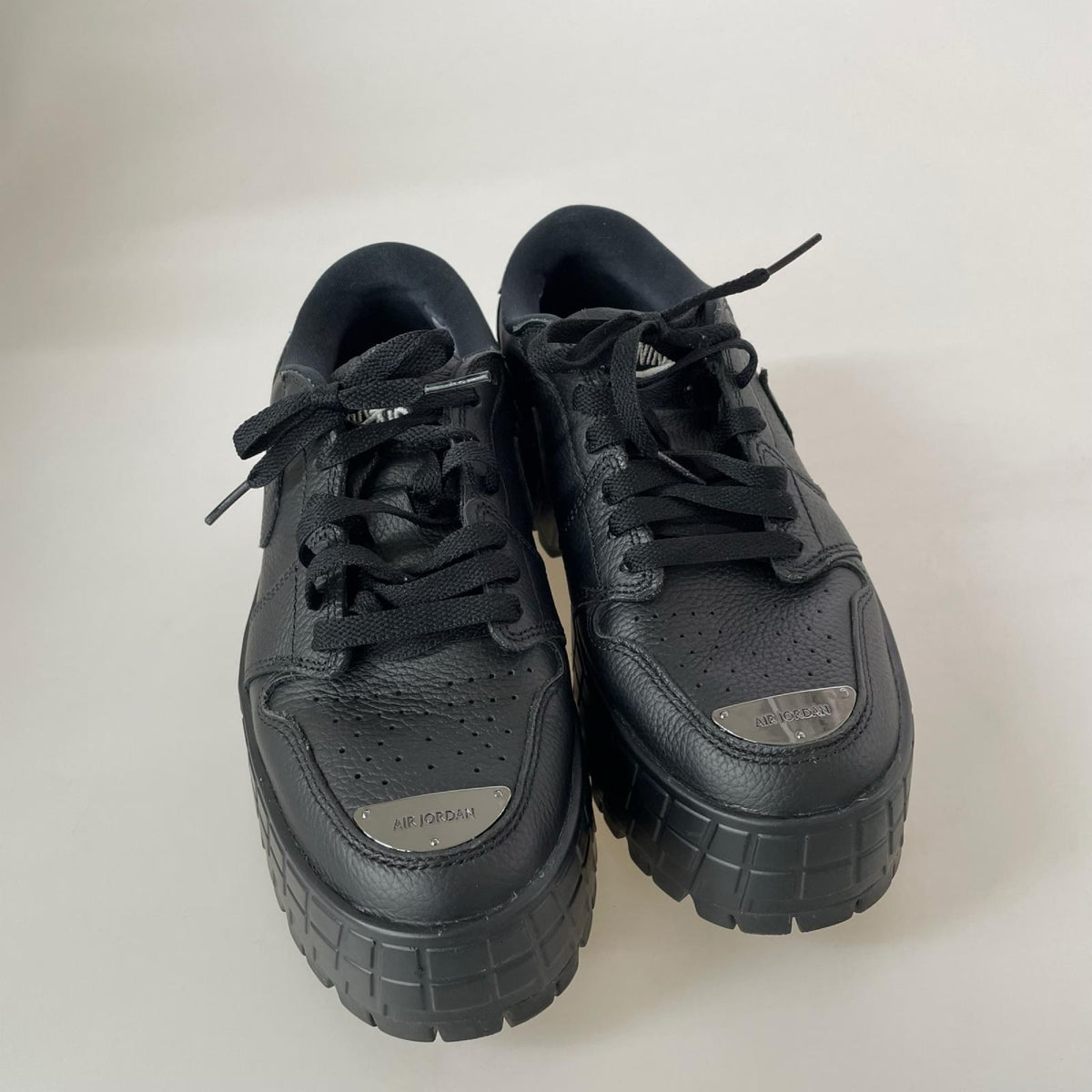 スニーカー HF3184-001 Women's AJ1 Brooklyn Low 24cm (US6 UK5 1/2 EU38) ブラック