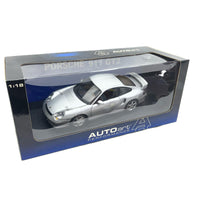 AUTO ART PORSCHE 911 GT2 2002 スケールカー
