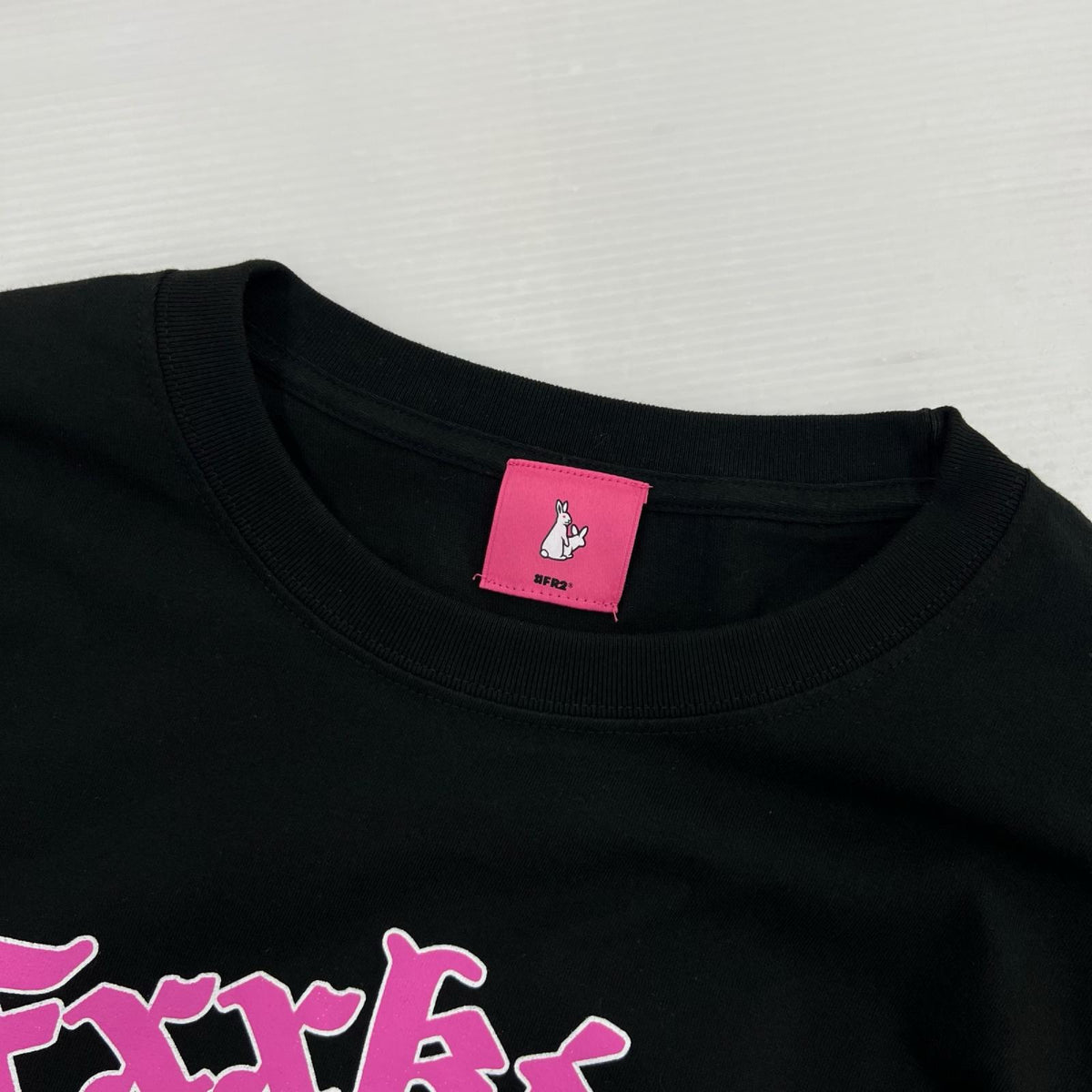 長袖Tシャツ ウサギ 黒 (L) L ブラック