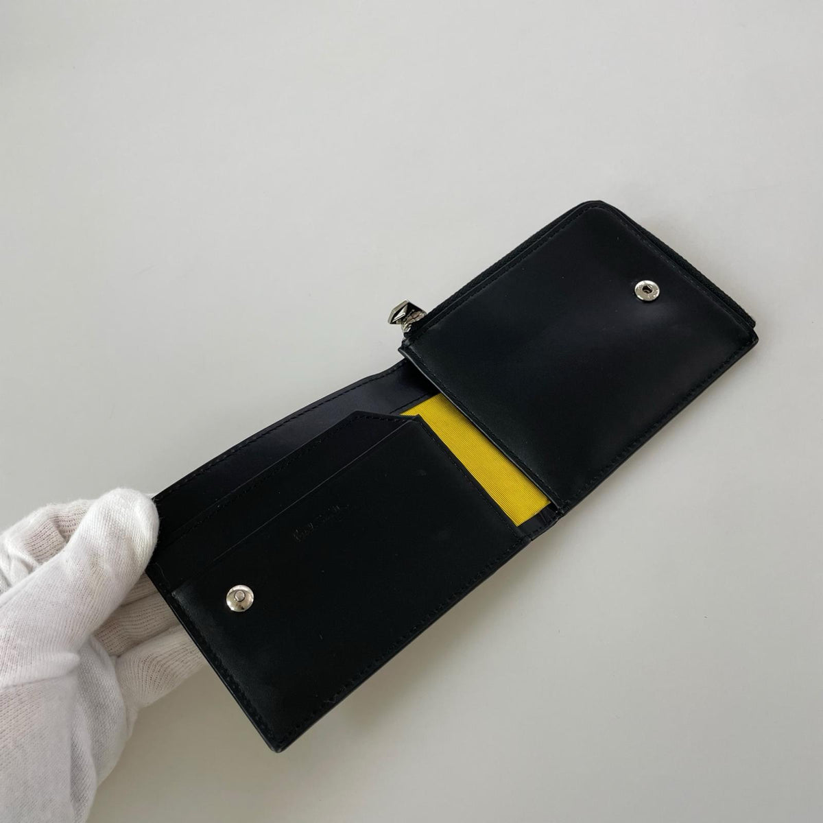 コンパクトウォレット 二つ折り財布 ブラック