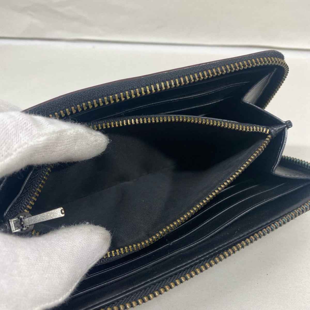 ッシグネチャー レザー 財布 F25517
