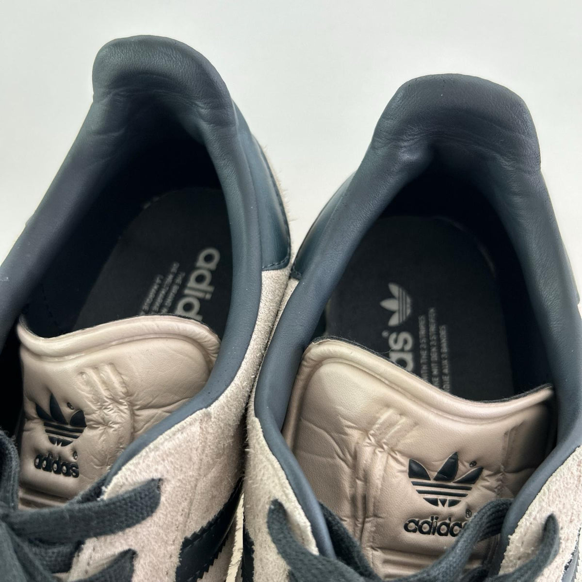 スニーカー GAZELLE WonderTaupe IG6199 (28cm) 28cm (US10 UK9 1/2 EU46) ベージュ