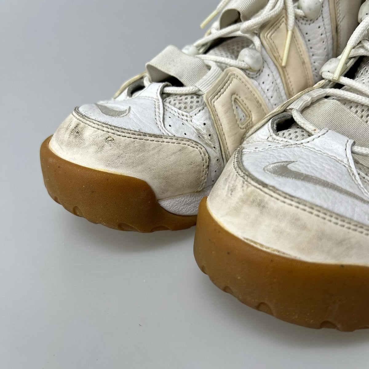スニーカー AIR MORE UPTEMPO WHITE GUM 28.5cm 28.5cm (US10 1/2 UK10 EU47) ホワイト
