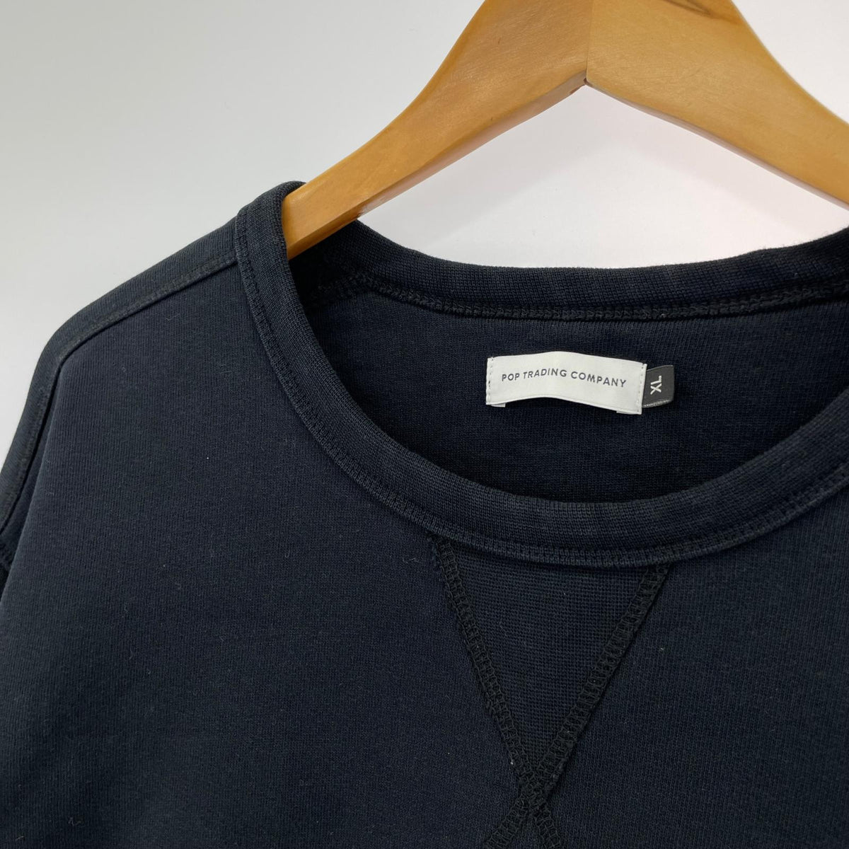 スウェット POP TRADING COMPANY 黒 (XL) ブラック