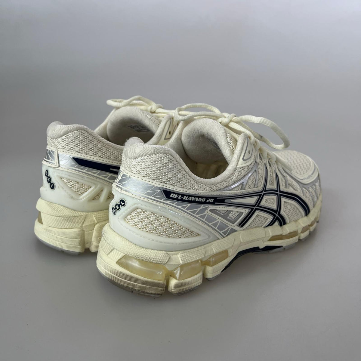 スニーカー GEL-KAYANO 20 白 (26.0cm) 26cm (US8 UK7 1/2 EU42) ホワイト