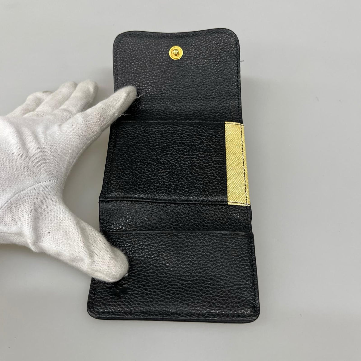 コンパクトウォレット Think Bee! マーガレット がま口財布