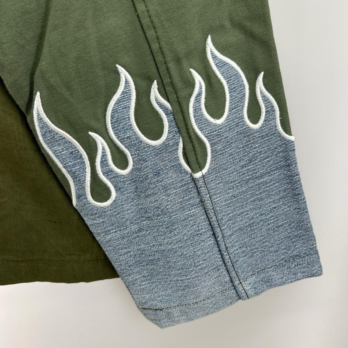 ジャケット FIRE EMB DENIM M-43 MILITARY JACKET L カーキ