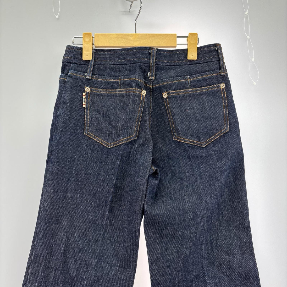 デニムパンツ BURBERRY BLUE LABEL デニム・ジーンズ