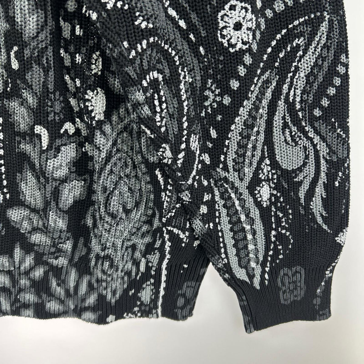 ニット Supreme Printed Paisley Sweater 黒 (XL) ブラック