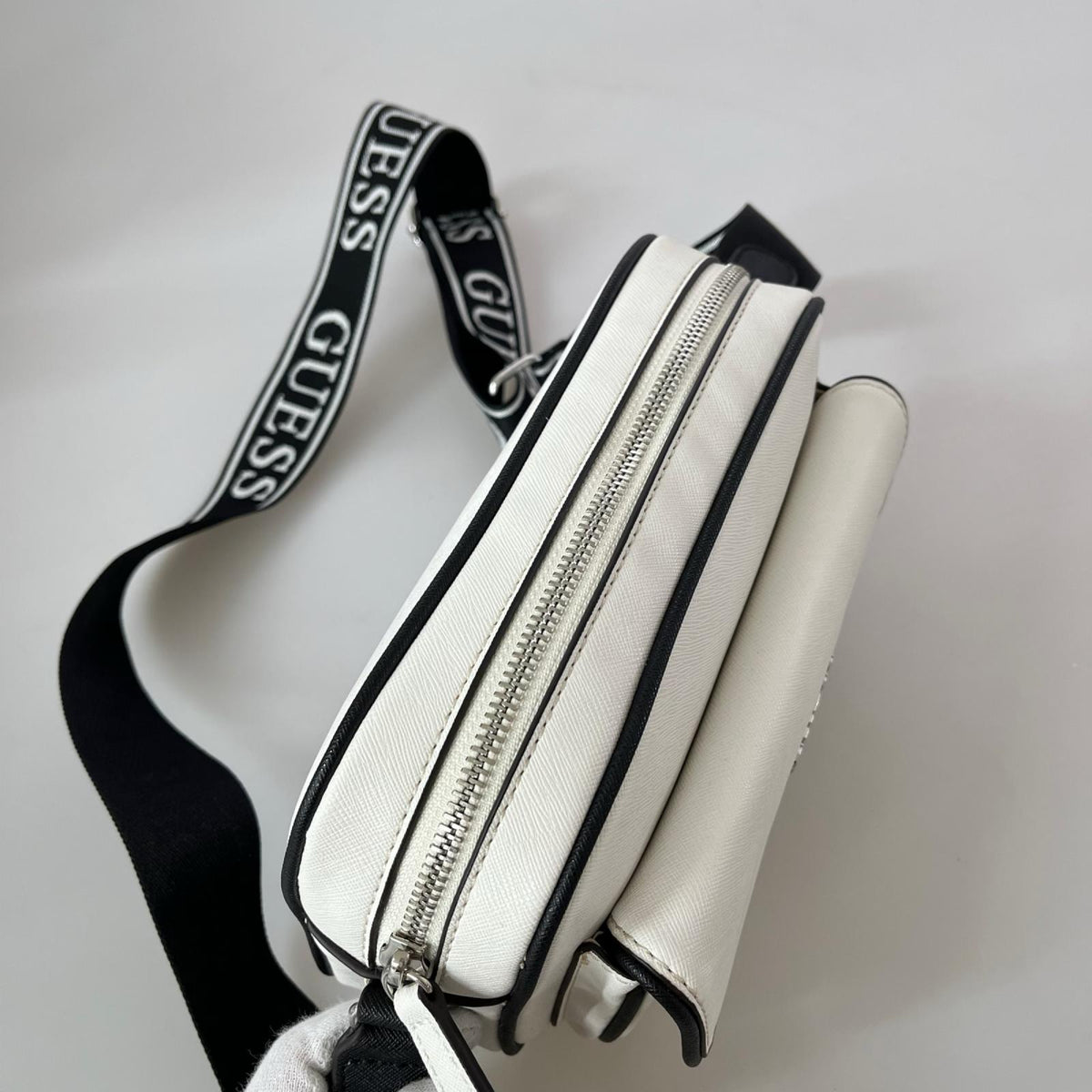ショルダーバッグ ERIN MINI CROSSBADY WHT ホワイト