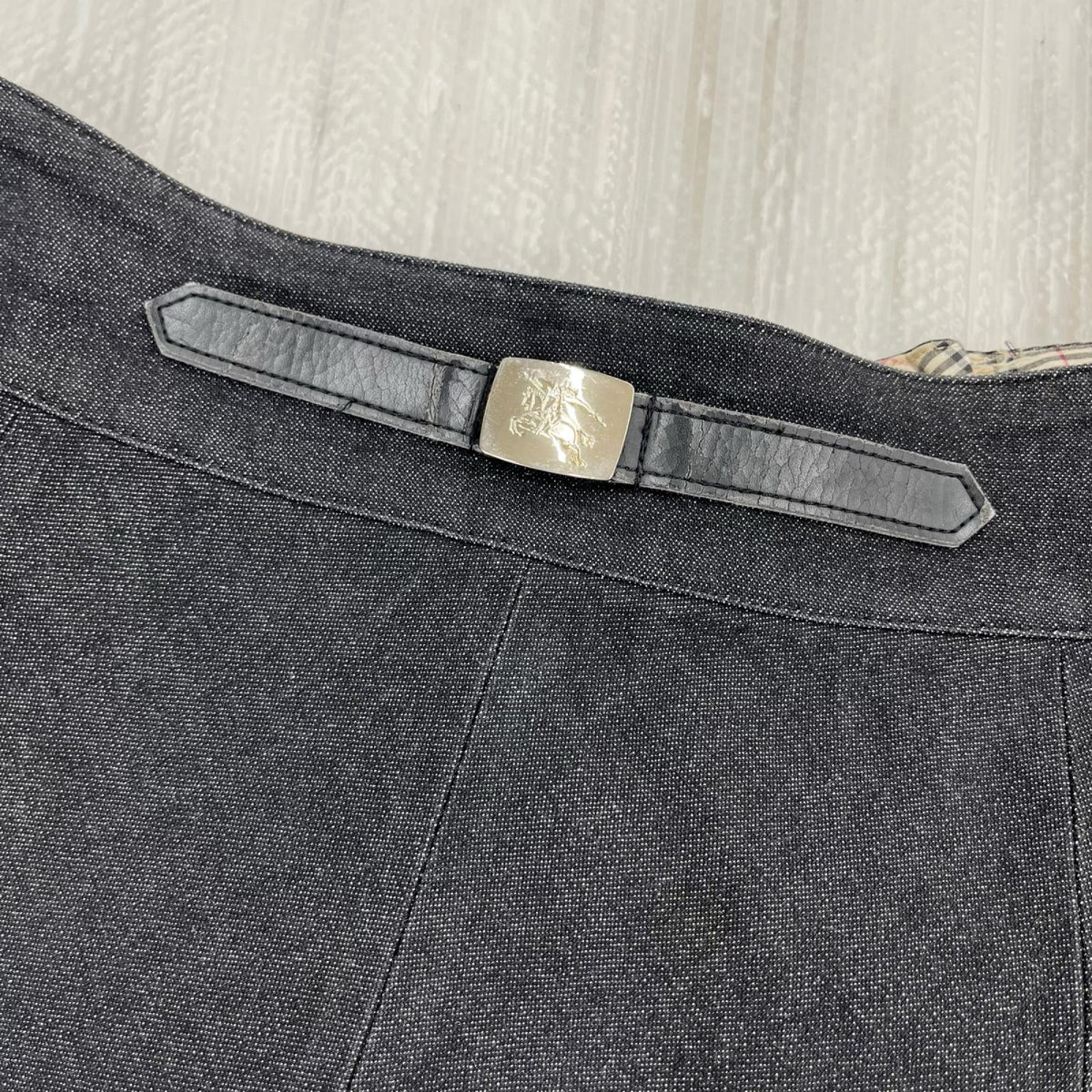 スカート BURBERRY 黒デニムスカート ブラック