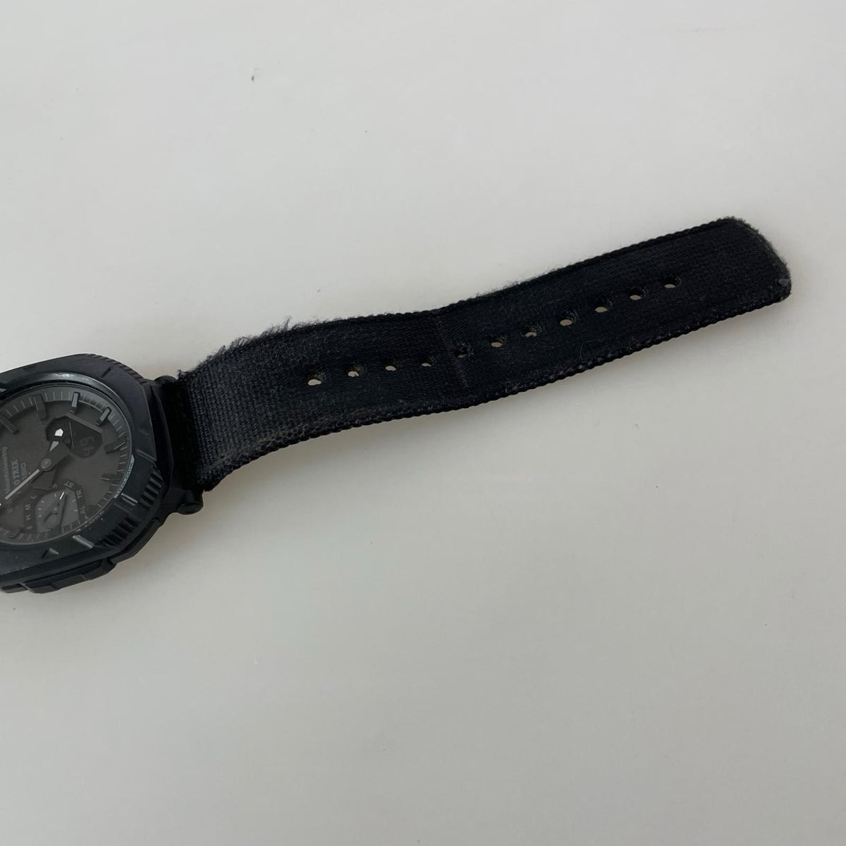 腕時計 white mountaineering PRO TREK ブラック