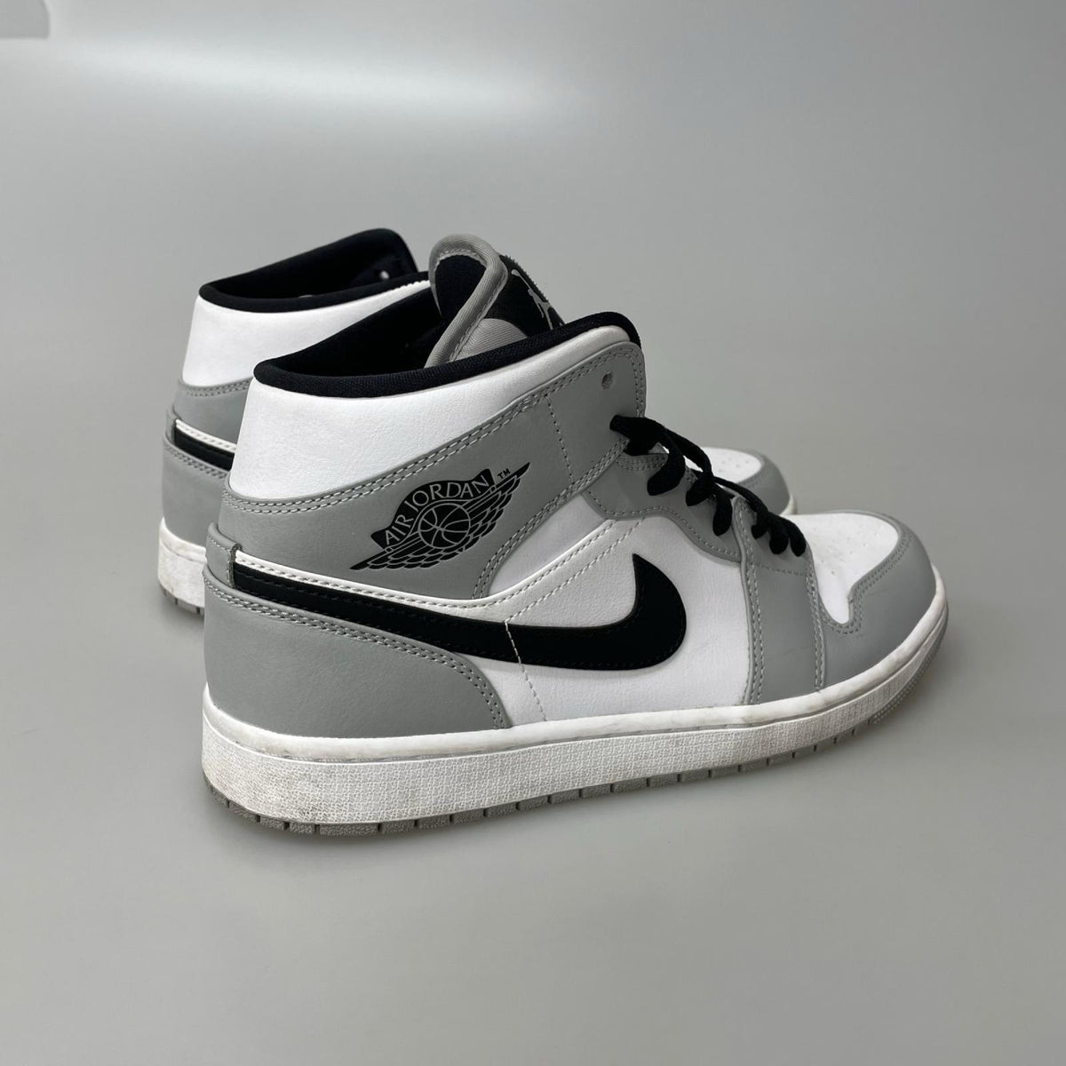 スニーカー Air Jordan 1 Mid 27cm (US9 UK8 1/2 EU44)