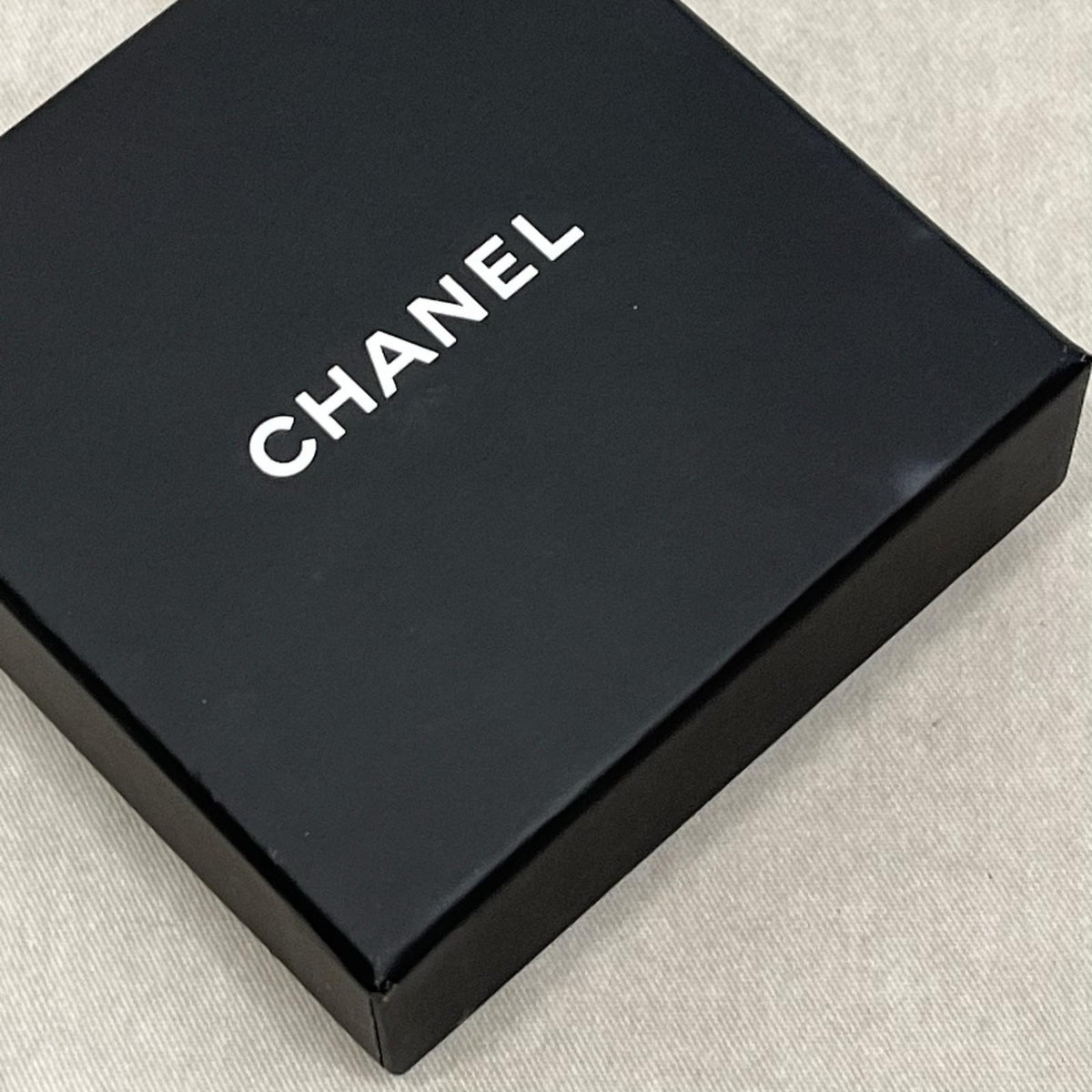CHANEL/ココ/ラインストーン/ブローチ A63085