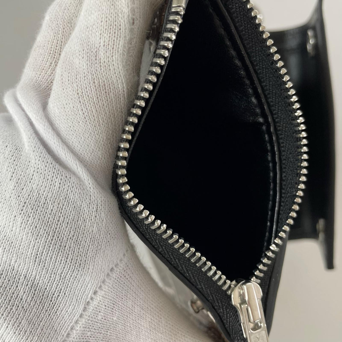 コンパクトウォレット Leather Chain Wallet マルチカラー