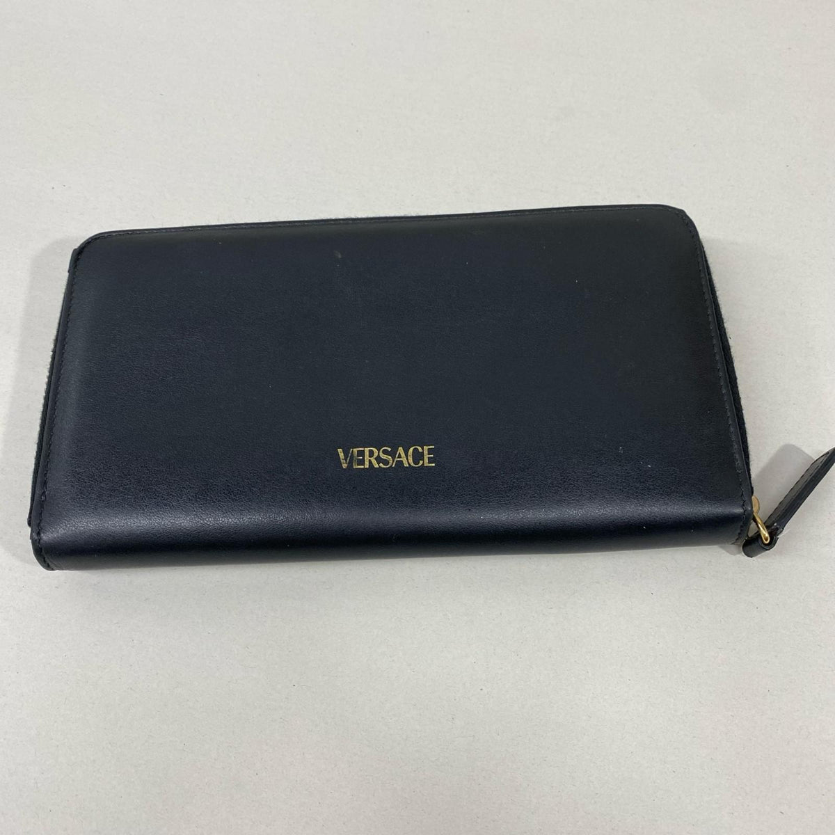 VERSACE レザー長財布 黒
