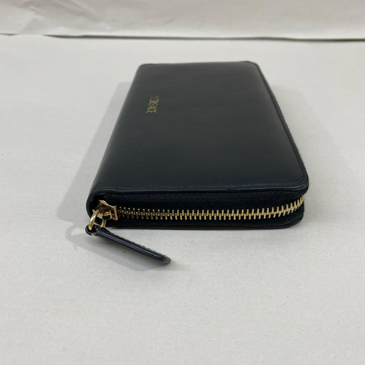 VERSACE レザー長財布 黒