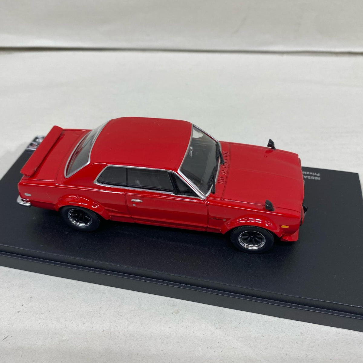NISSASN SKYLINE 2000 GT-R KPGC10 スケールカー
