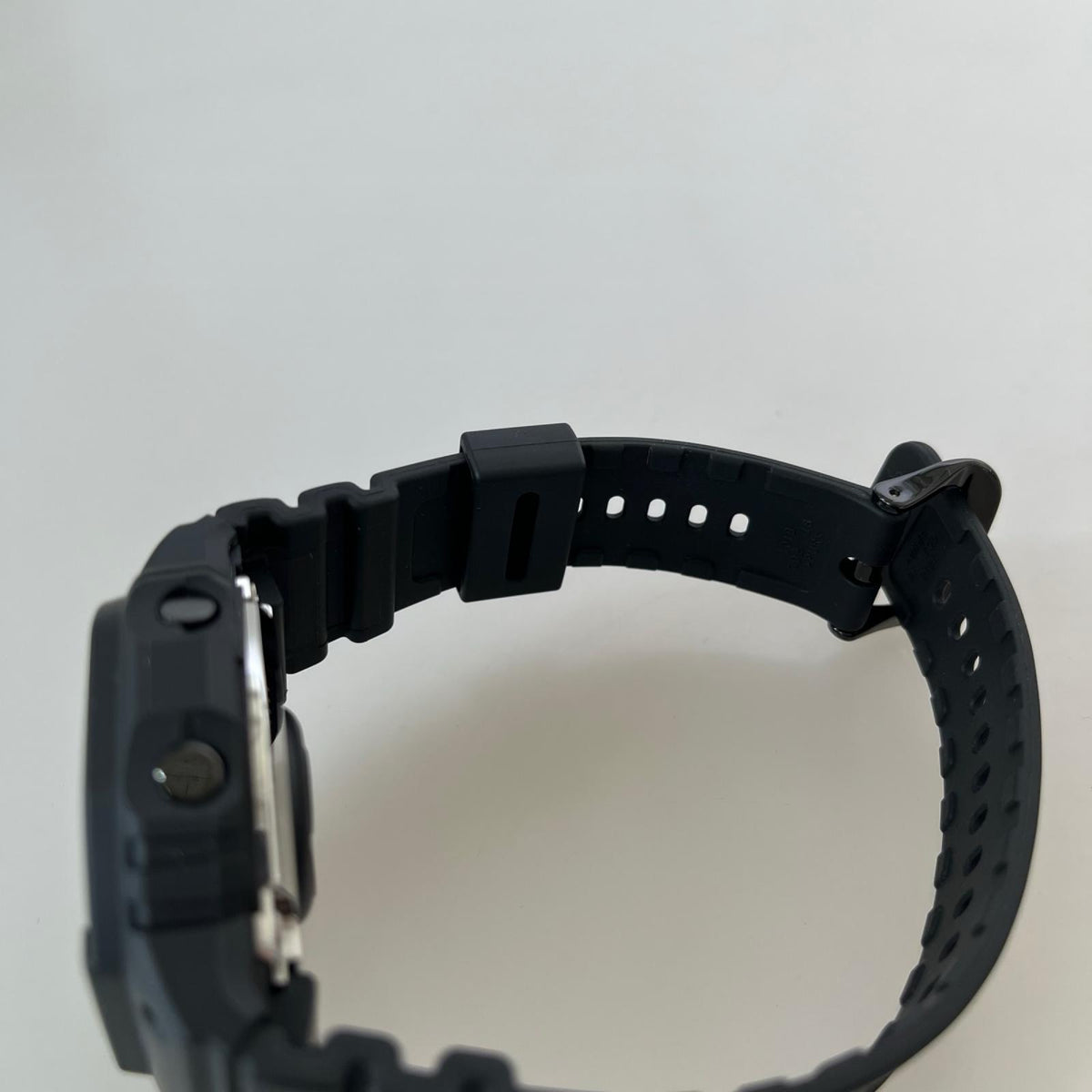 腕時計 G-SQUAD DW-H5600 ブラック