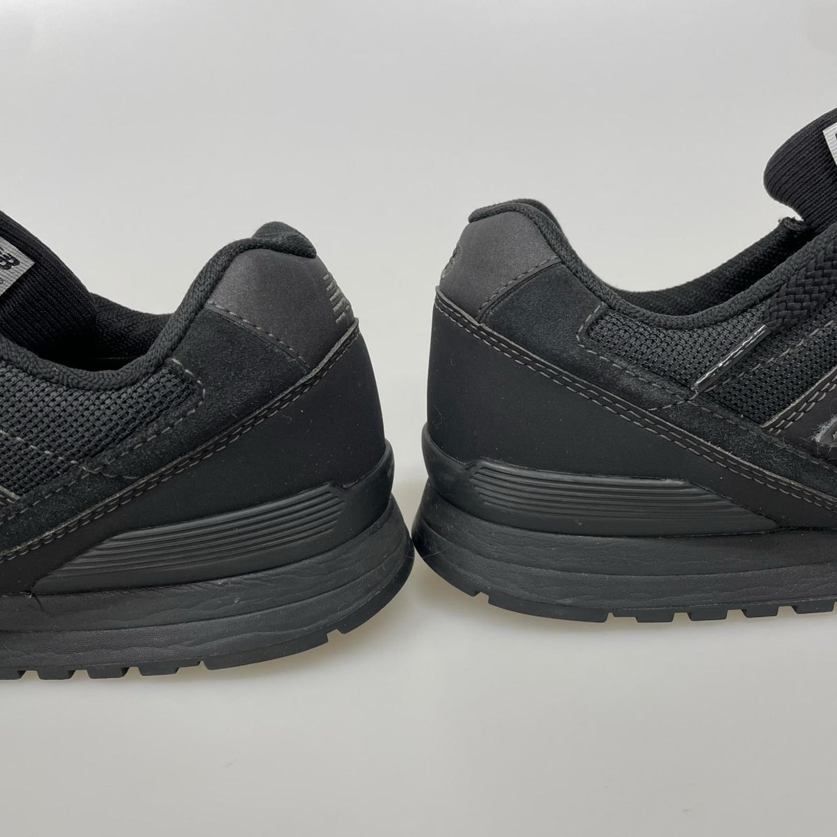 スニーカー CM996XAB GORE-TEX ブラック 25cm (US7 UK6 1/2 EU40) ブラック