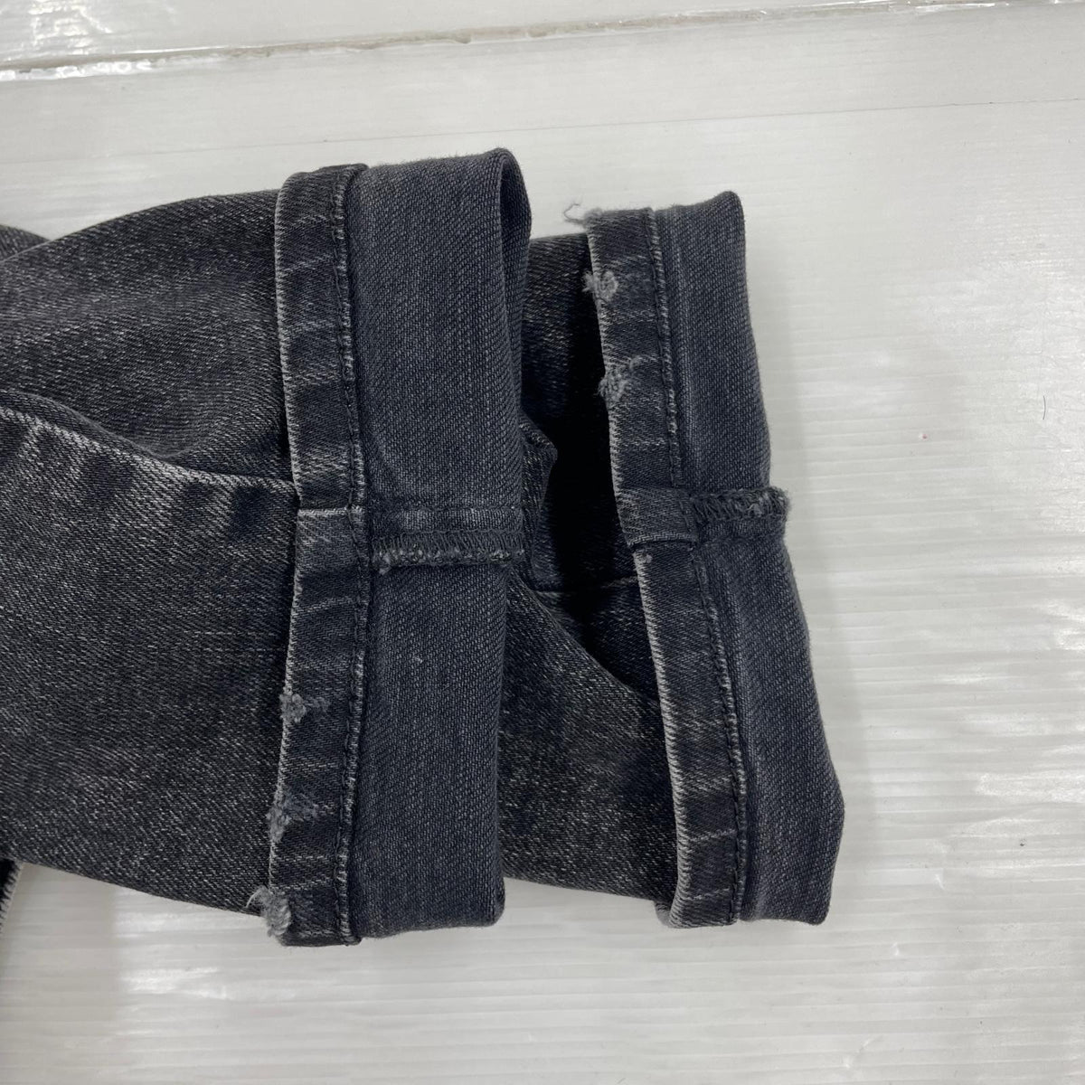 デニムパンツ DIESEL D-STRUKT-R スキニーデニムパンツ 黒 (W28) 28 グレー
