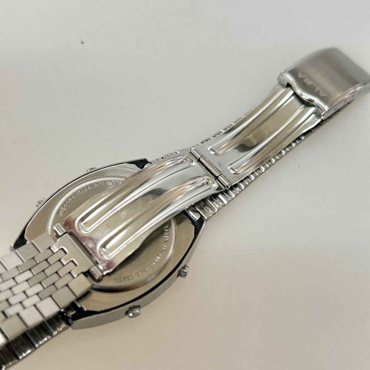 腕時計 ALBA ALARM CHRONOGRAPH シルバー