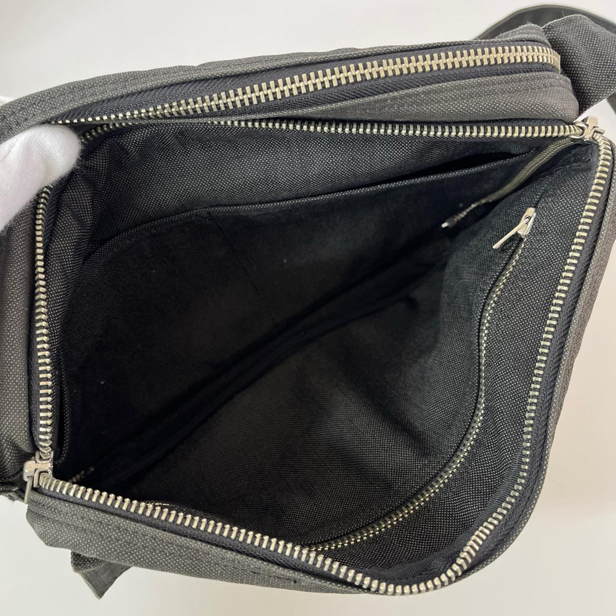 ショルダーバッグ 592-07627 SMOKY ブラック グレー