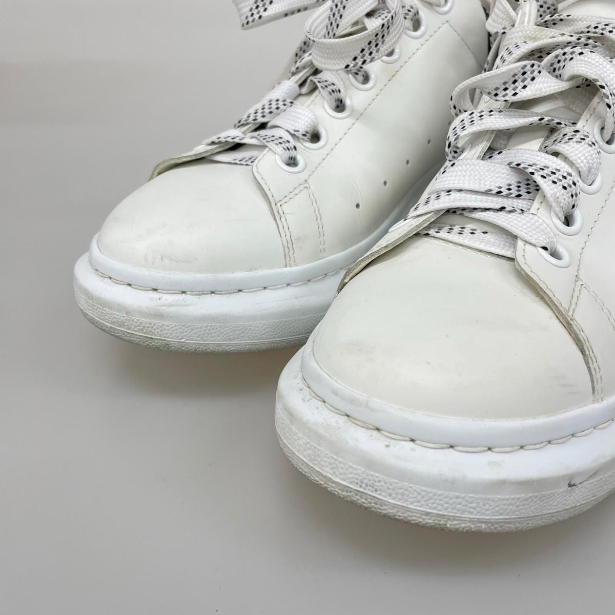 スニーカー Oversized Sneakers 553680 (42 1/2 E) ホワイト ホワイト