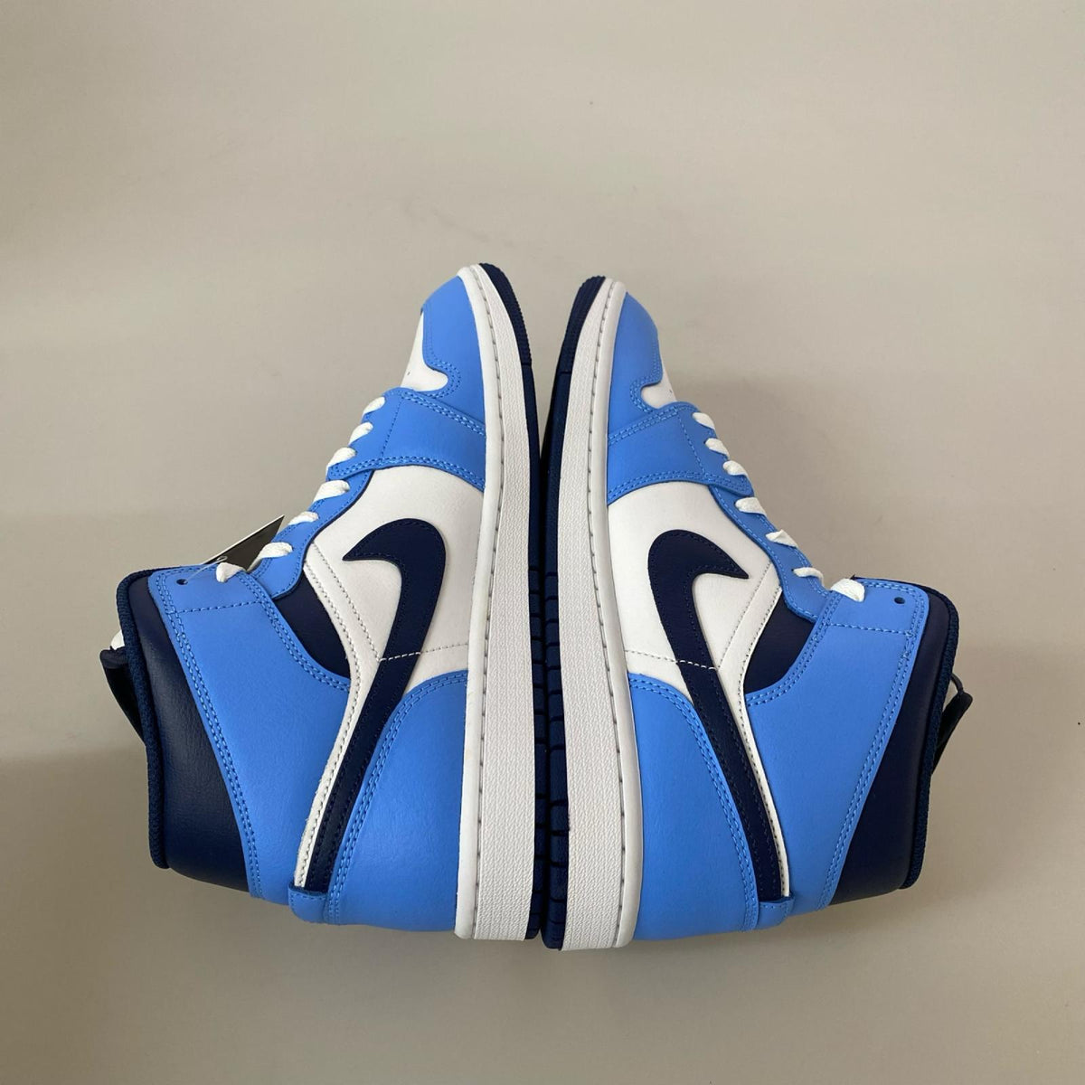 スニーカー Air Jordan 1 Mid ブルー/ホワイト/ネイビー 26.5cm (US8 1/2 UK8 EU43)
