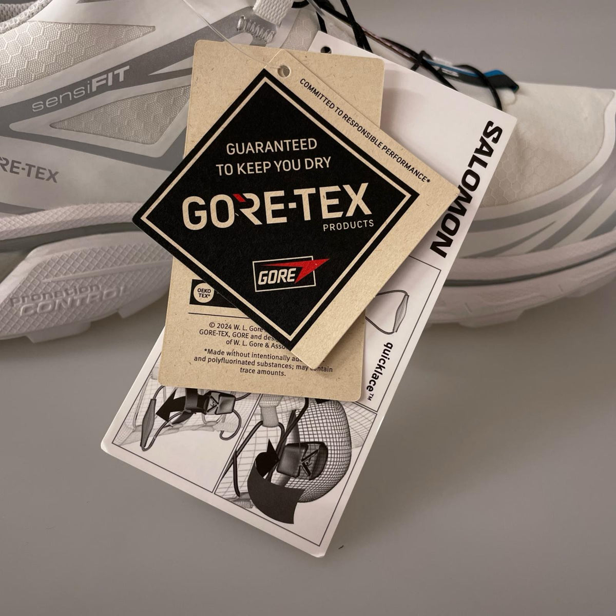 スニーカー XT-6 GORE-TEX 28.0cm 白 28cm (US10 UK9 1/2 EU46) ホワイト