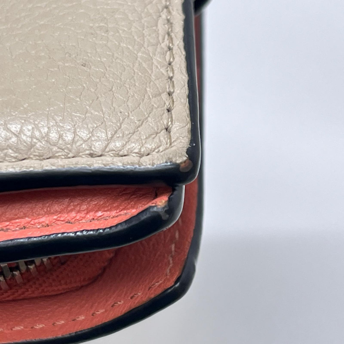 LOEWE/102143/コンパクトジップ/ベージュ