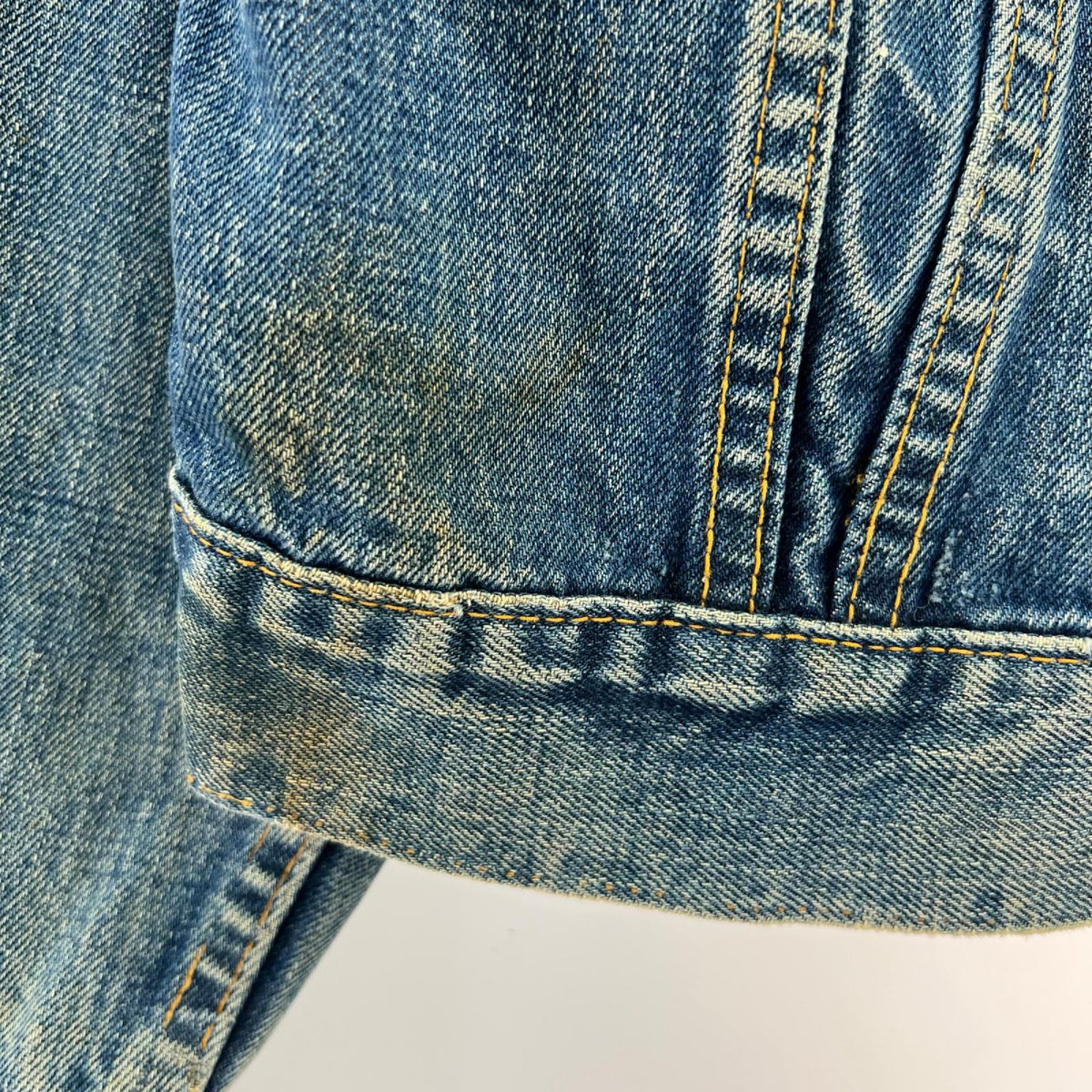 デニムジャケット Levi's 60~70s BIGE ボタン裏526 70505 4th (ー)