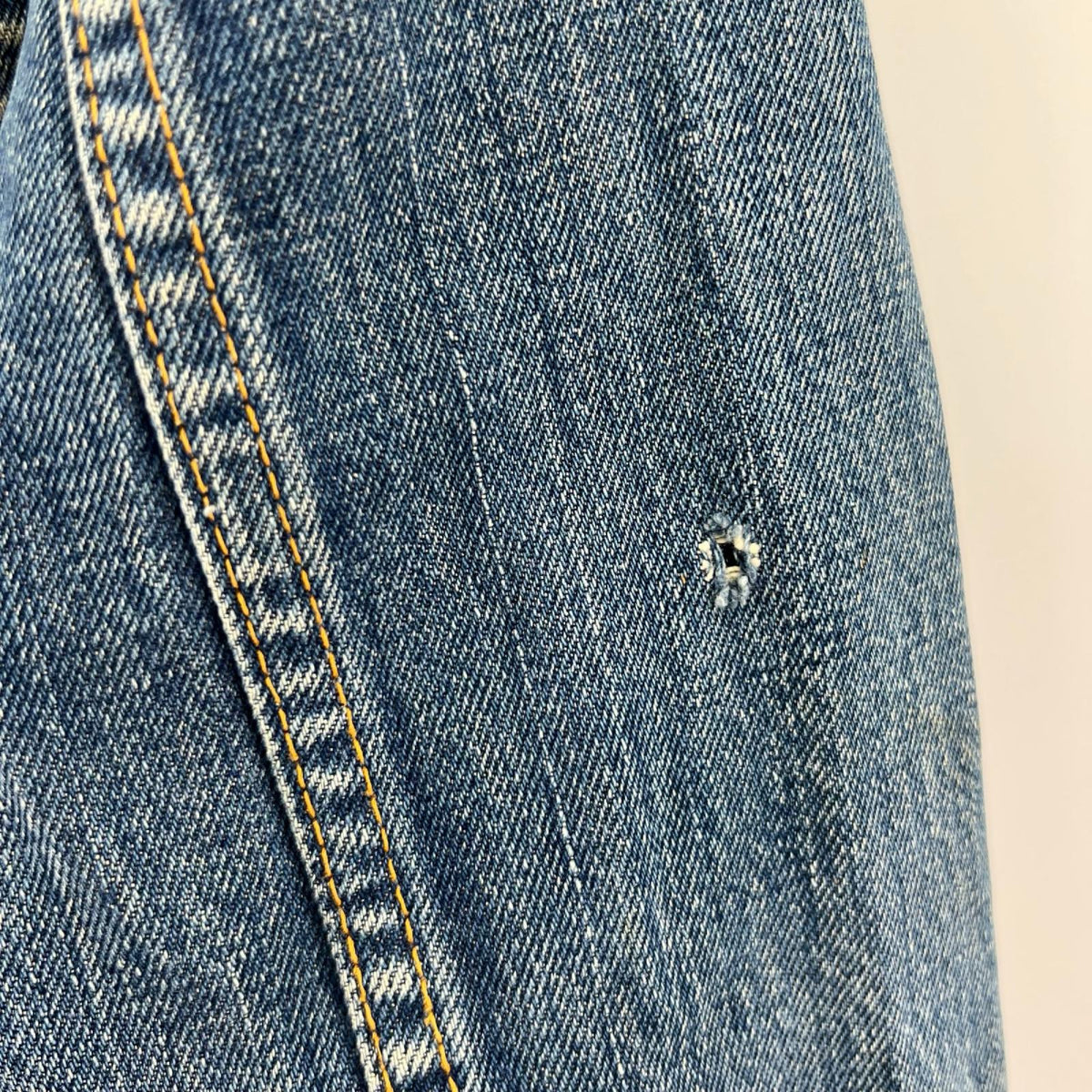 デニムジャケット Levi's 60~70s BIGE ボタン裏526 70505 4th (ー)