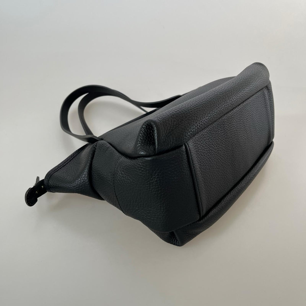 ハンドバッグ Ensa レザーハンドバッグ 黒 ブラック