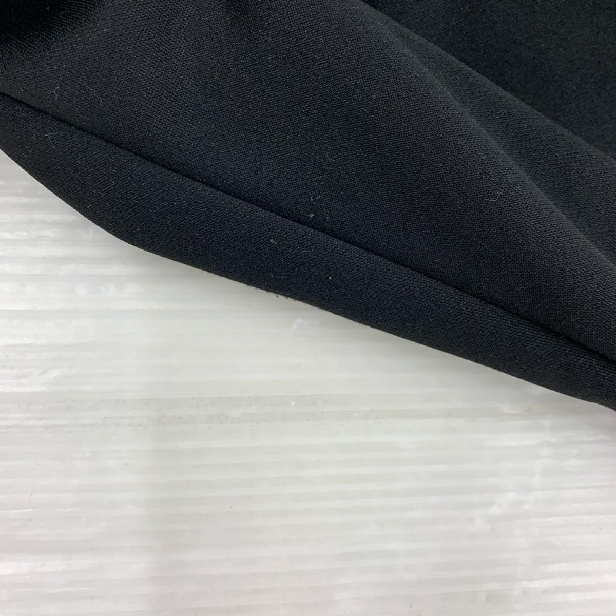 ジャケット SURGENT HYBRID INSULATED JACKET (XL) ブラック