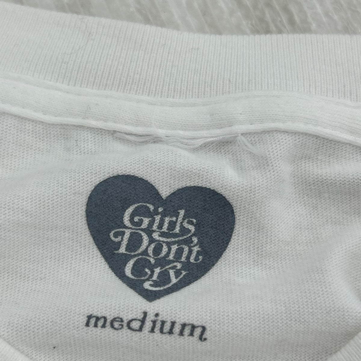 半袖Tシャツ ×Girls Don't Cry バックプリントT WHT M M ホワイト